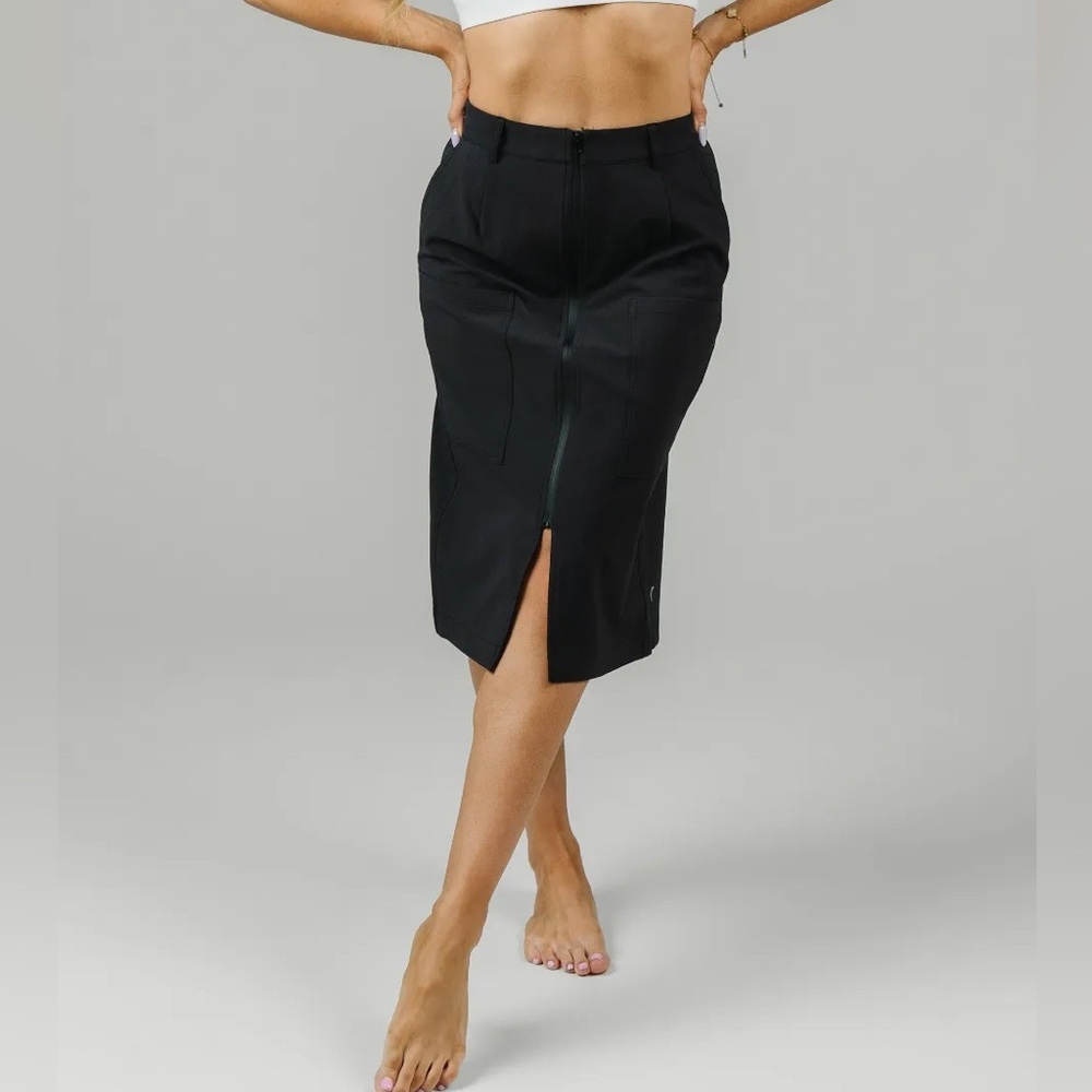 Zyia Black Evette Zipper Skirt